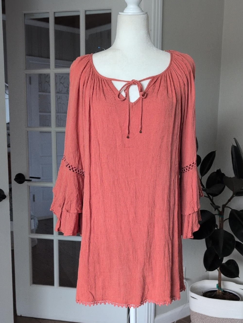 Chelsea & Violet Boho Tie-Neck Peasant Tunic Mini Dress Medium